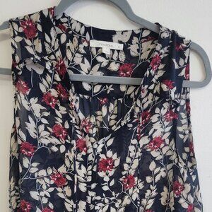 Tank top,  loose with flower/ leaf detail